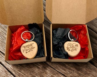 Personalized wooden keychain – heart engraving, gift for loved one, name & date