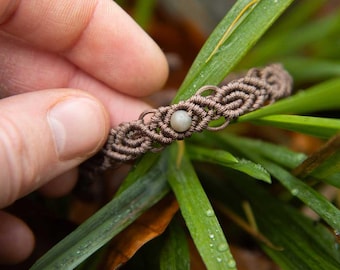 Handmade macrame bracelet, Moonbranch Collection, 100% handmade with love, adjustable macrame bracelet