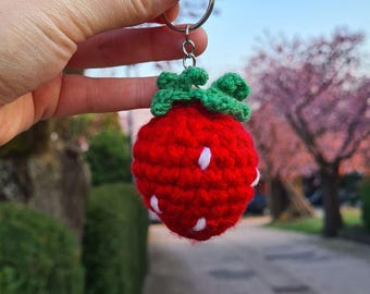 Finished crocheted strawberry, red strawberry pendant, perfect for spring and summer, crocheted gifts in red