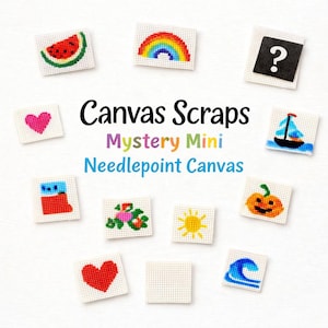 Op de afbeelding: Een verzameling kleine, vierkante borduurcanvas met diverse ontwerpen, waaronder een watermeloen, regenboog, hart en boot. De tekst "Canvas Scraps Mystery Mini Needlepoint Canvas" is weergegeven.