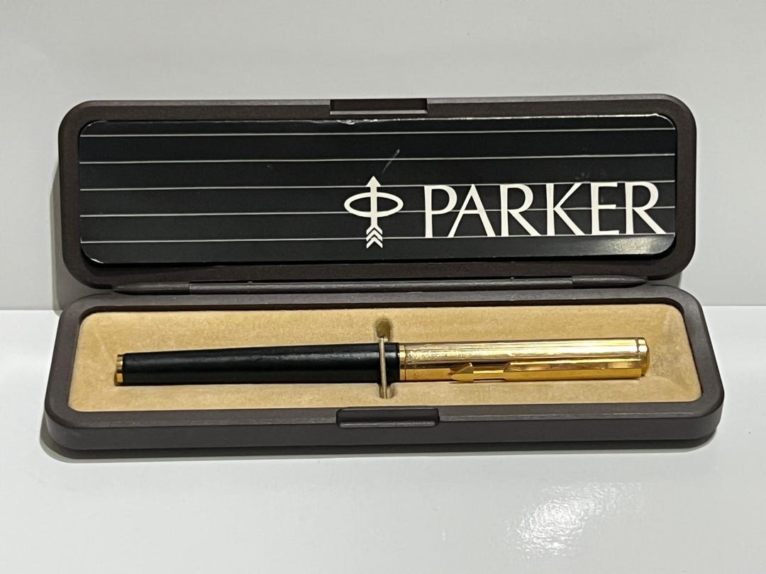Vintage Parker Fountain Pen Gold and Black, England - Etsy