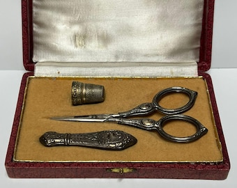 Vintage Sewing Kit - French Kit