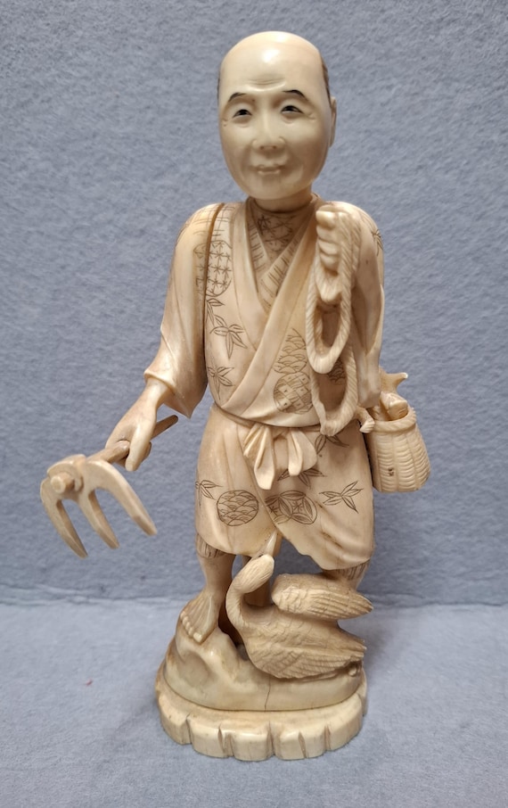 Sora様専用』時代物 人物置根付 天然素材 在銘 侍 黒田武士高7.8