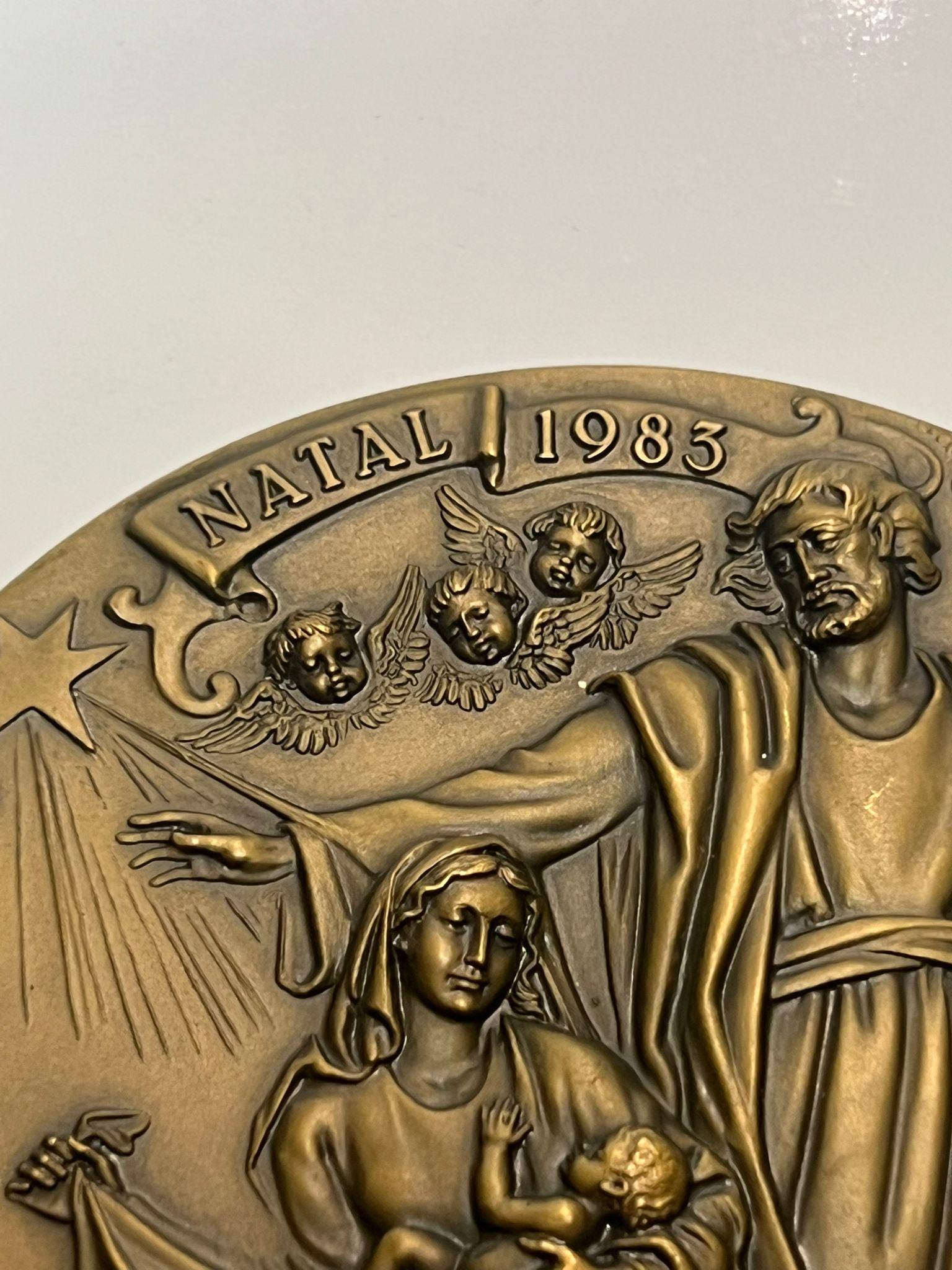 m4690 ポルトガル 慈悲の聖母 ブロンズメダルCabral Antunes作 Vintage Bronze Medal by Christmas 1983 - Holy Family - Birth of
