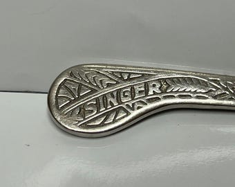 Vintage Singer Sewing Machine Folding Tracing Wheel - W - Art Deco - Handle 30s