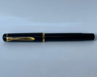 Vintage Pelikan M150 Fountain Pen Old Style Black