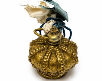 Antique/Vintage Brass Crown - Papperweight - Seal - Gold Plated