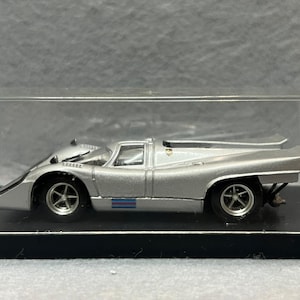 Vintage Porsche 917 - 1975 - Conte Rossi di Montelera - 1:43 - Box
