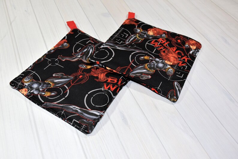 Black Widow Inspired Pot Holder Set Kitchen Home Decor Housewarming Wedding Gift Boyfriend Girlfriend Gift Hostess Cooking Gift Fun