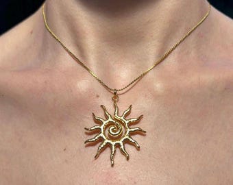 Stainless Steel Gold Tribal Spiral Sun Beachy Summer Charm Necklace • Vintage Y2K Boho Handmade Minimalist Chain Jewelry Gift