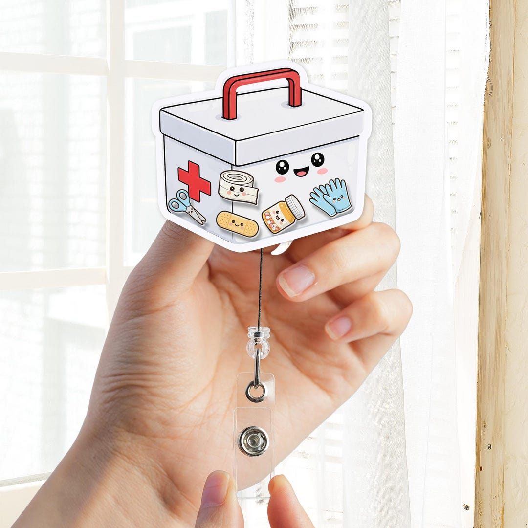 First Aid Shaker Badge Reel, Cute Medical Supply Badge Holder, CNA ...