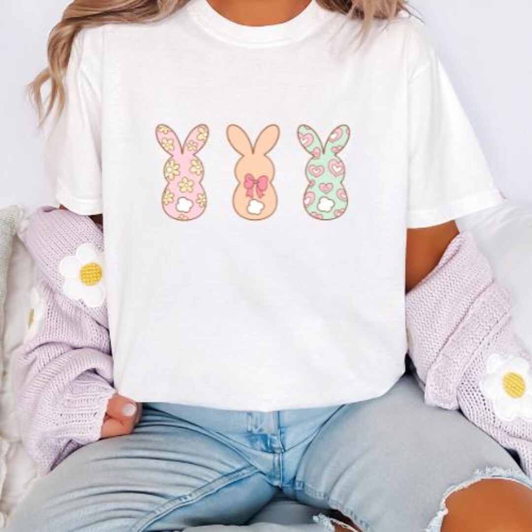 Easter Bunny Trio Floral T-shirt, Spring Rabbit Tee, Holiday Shirt ...