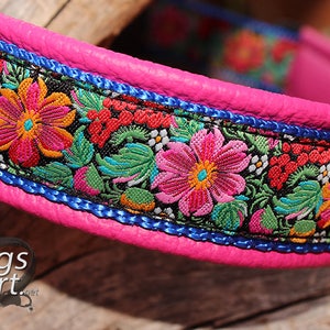 Leren hondenhalsband met bloemenmotief, hibiscusbloem kleurrijk, ontwerp je eigen halsband