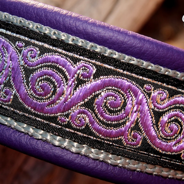 Hundhalsband Royal Candy Purple, Läderhalsband med starkt metallspänne, Personalisering tillgänglig, Designa ditt eget