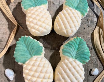 Large Pineapple Bath Bomb –Made withCocoa Butter and Buttermilk - Hand Pressed Summertime Relaxation