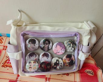 fancybag Novelty Dames TV Vorm Ita Tas Retro Televisie Schoudertas Ontwerp Ita Rugzak met Scherm Inzetstukken Unieke Doorzichtige Vensters Anime Display Crossbody Tas voor Pins Display, Zwart, M