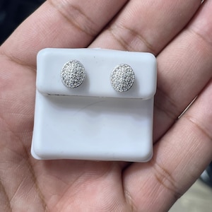 Puces d'oreilles rondes en moissanite • Argent sterling 925 • Puces d'oreilles en moissanite • Boucles d'oreilles ovales en argent sterling • Boucles d'oreilles en moissanite • 0,27 carat