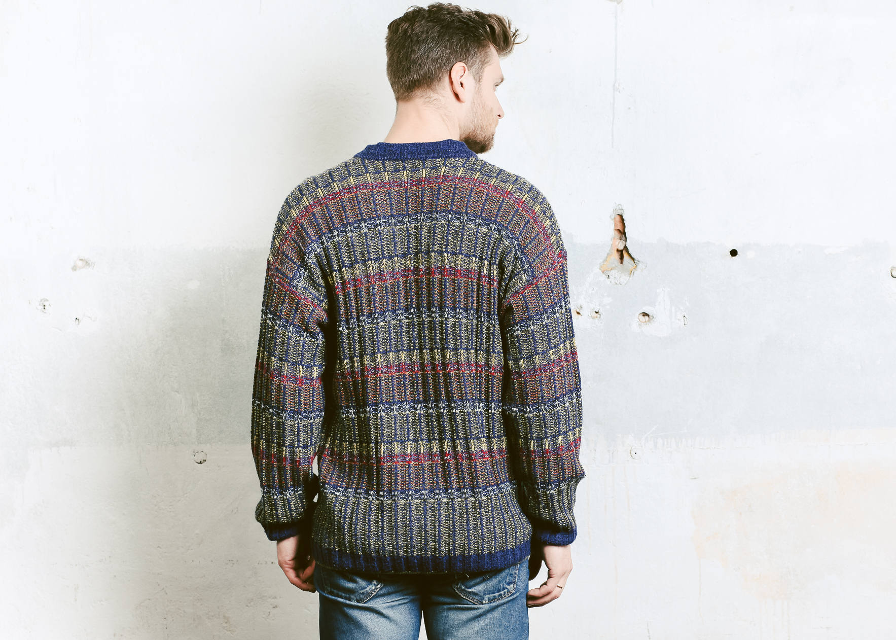 Mens Vintage Patterned Sweater . 90s Geometric Boyfriend Sweater Blue