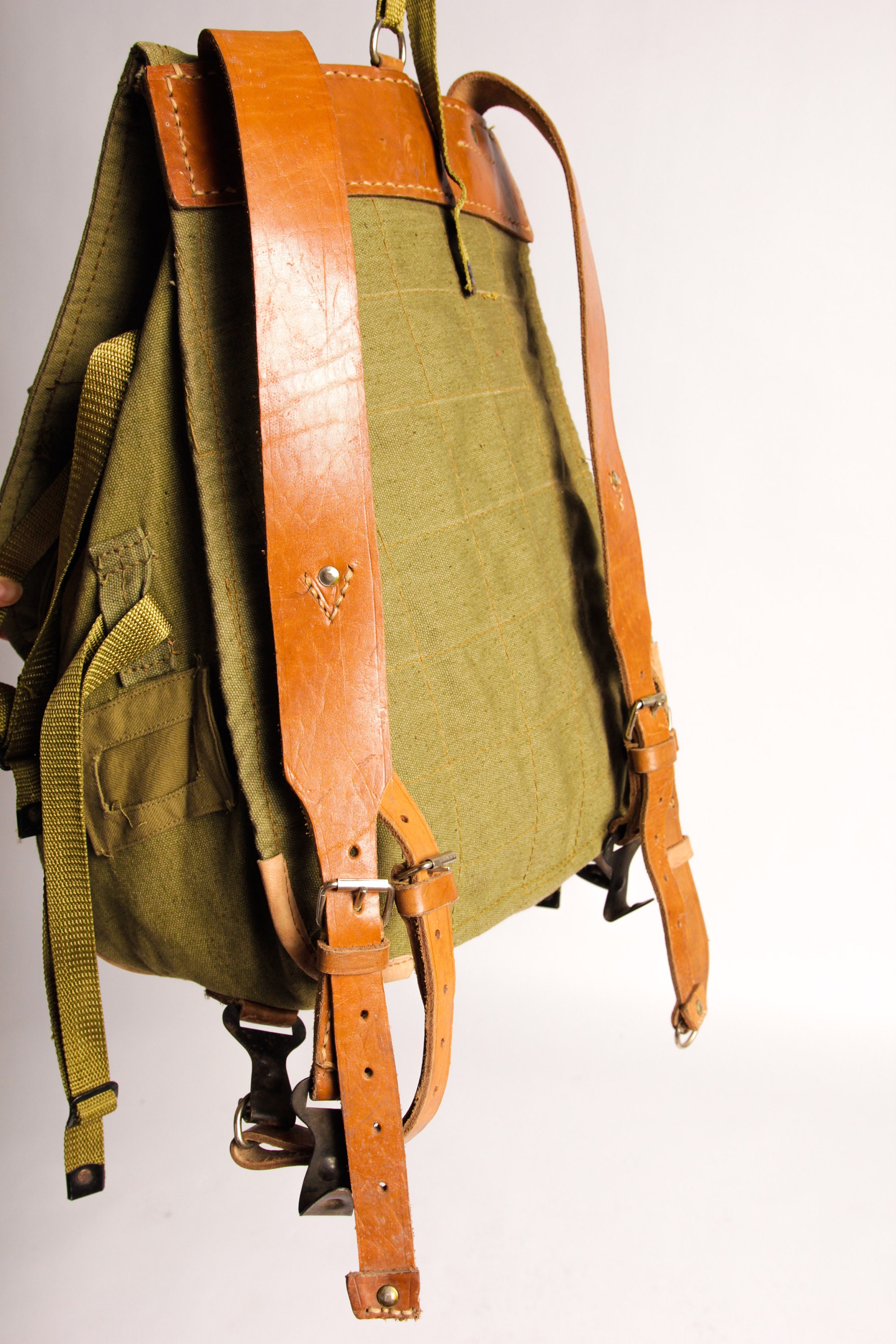 Romanian Military Canvas Backpack with Leather Straps