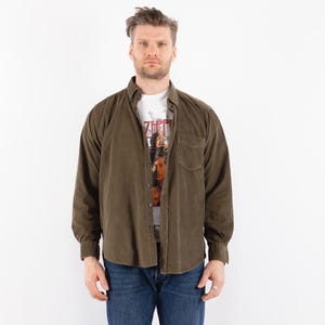 Green Corduroy Men&#39;s Shirt, Men Size L Button Up Shirt, Grunge Wear, 90s Streetwear, Trucker Corduroy Shirt, Urban Streetwear, Americana