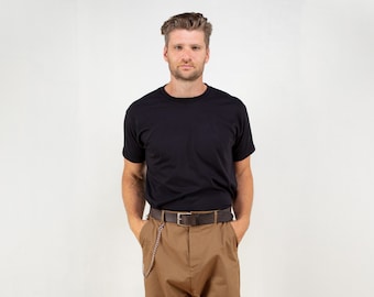 T-shirt noir pour homme, basique vintage des années 00, chemise à manches courtes pour homme, chemise d'été unie, t-shirt de vacances minimaliste