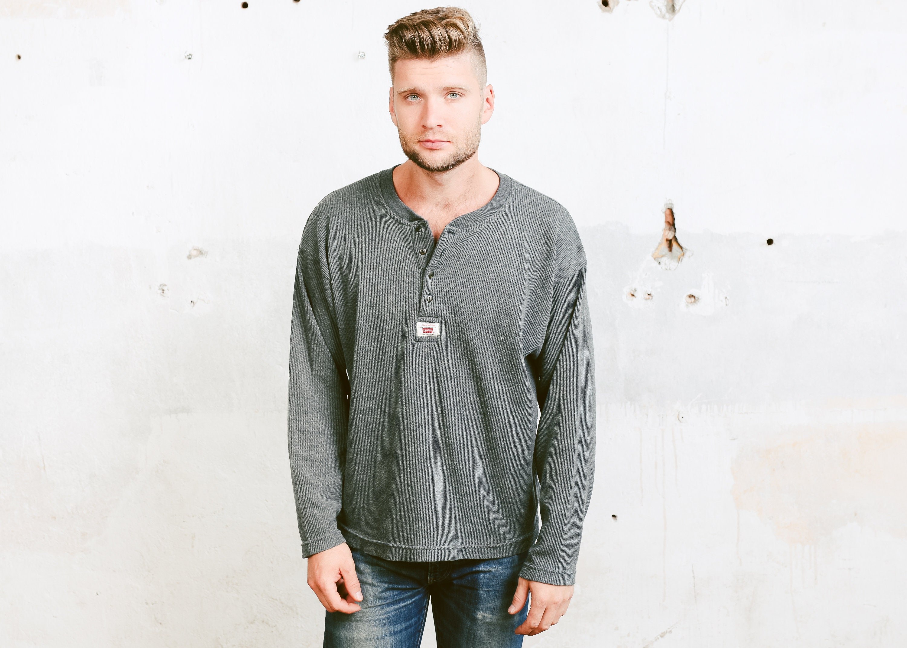 Levi's Henley Shirt . Grey Vintage 90s Sweater Monochrome Normcore ...