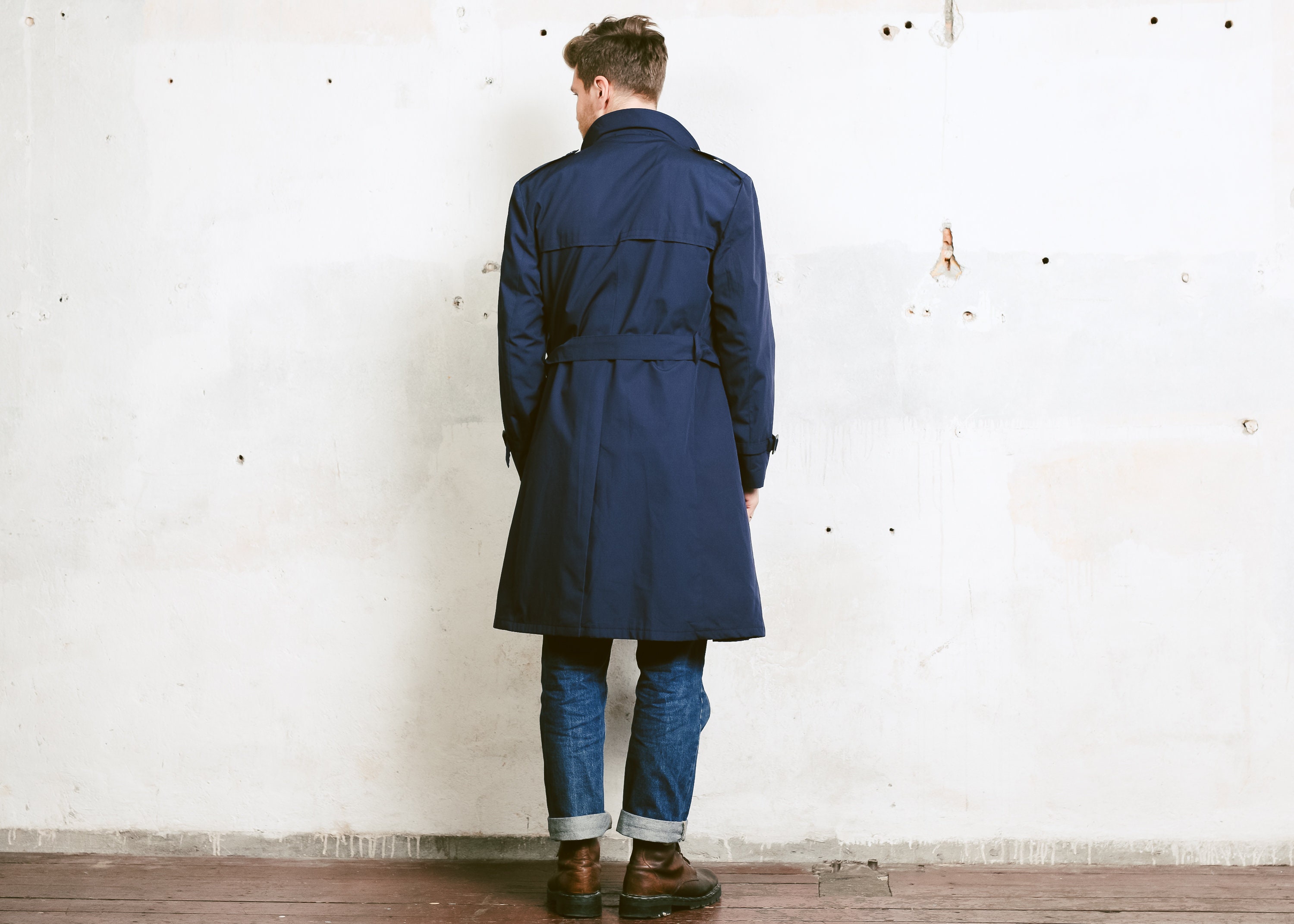 Navy Blue Men Trench Coat . Vintage Detective 80s Rain Coat Film Noir Topcoat Vintage 1980s Long