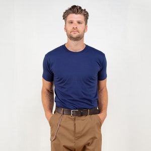 Blue Men's T-Shirt vintage basic 00s men short sleeve shirt plain summer shirt tee vacation tshirt minimalist size large l