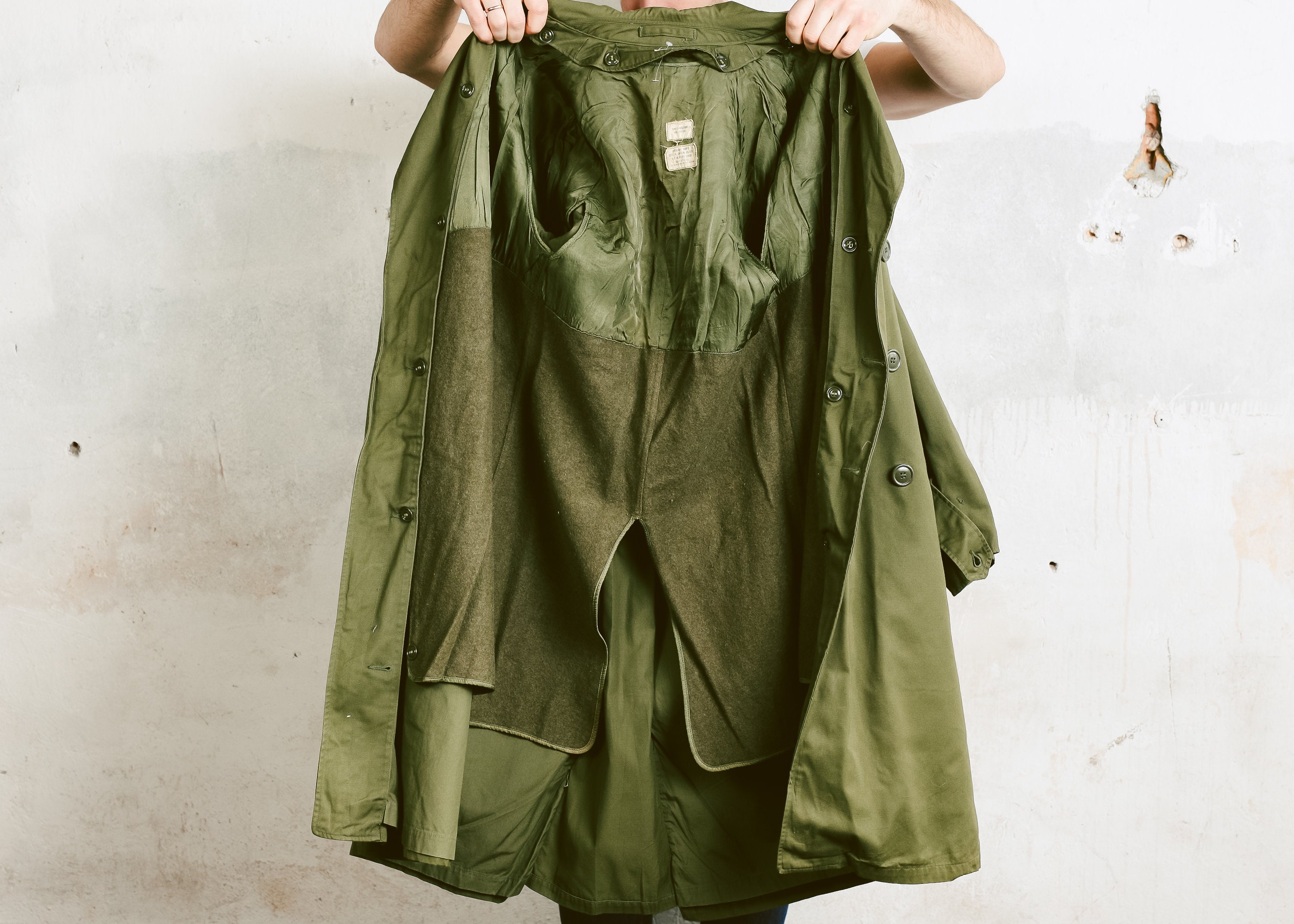 Men Military Trench Coat . Vintage Army Jacket Oversized Jacket 70s Duster Coat Green Military