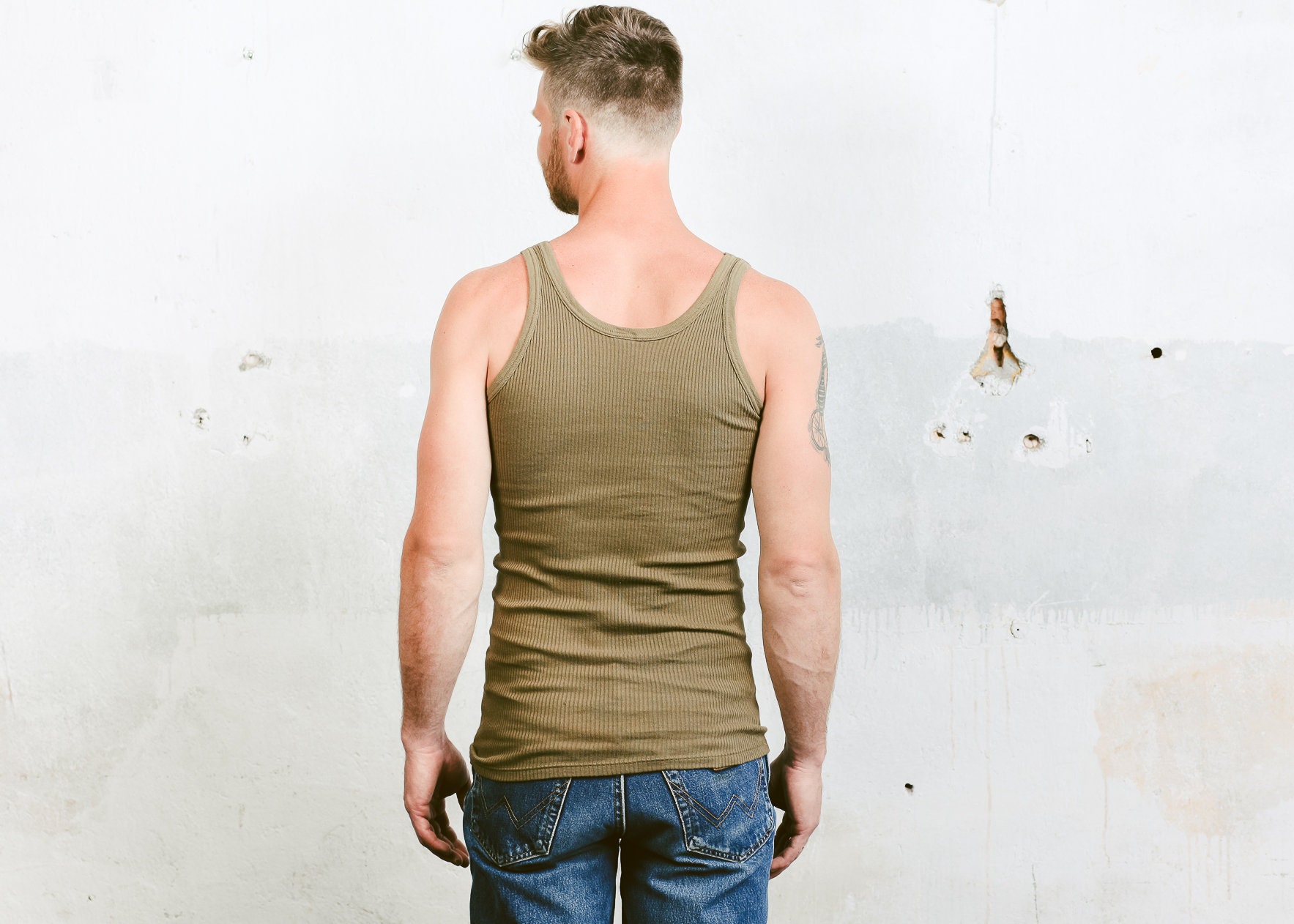 Vintage 80s Military Tank Top . Men's Tshirt Vest Round Collar Army