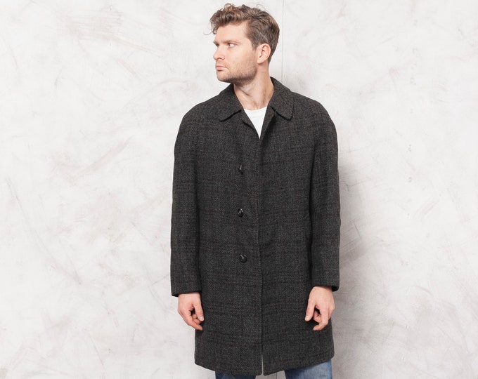 Wool Mac Coat 80s Vintage Classic Overcoat Plaid Winter Long Coat Wool Coat Man Clothing size Medium