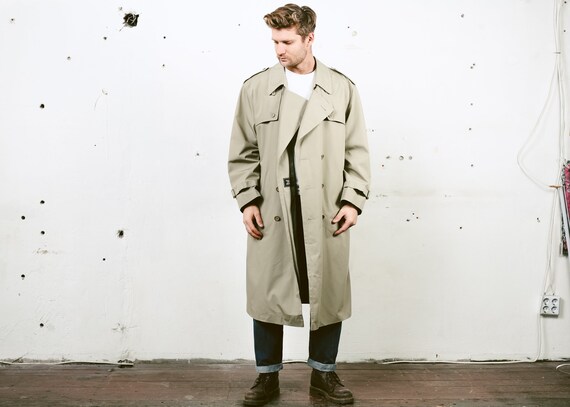 Mens Beige Trench Coat . 1990s Vintage Bugatti Lig