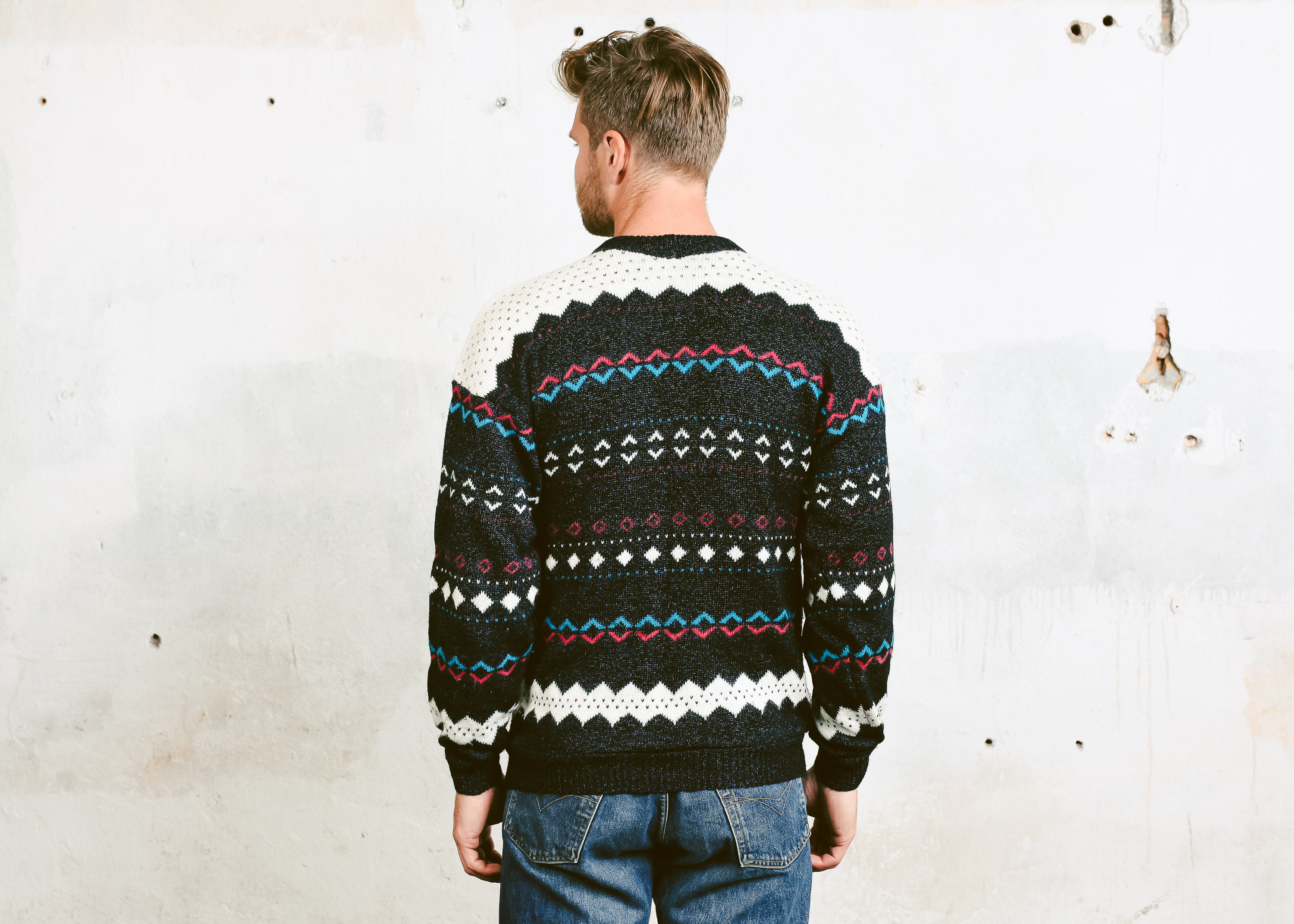 90s Men Sweater . Vintage Patterned Soft Sweater Lightweight Patterned ...