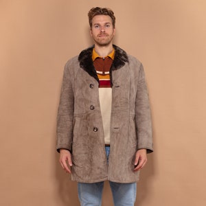 Beige Shearling Coat 70&#39;s, size Medium, Vintage Men Sheepskin Suede Coat, Collared Retro Winter Coat, Vintage Sustainable Clothing