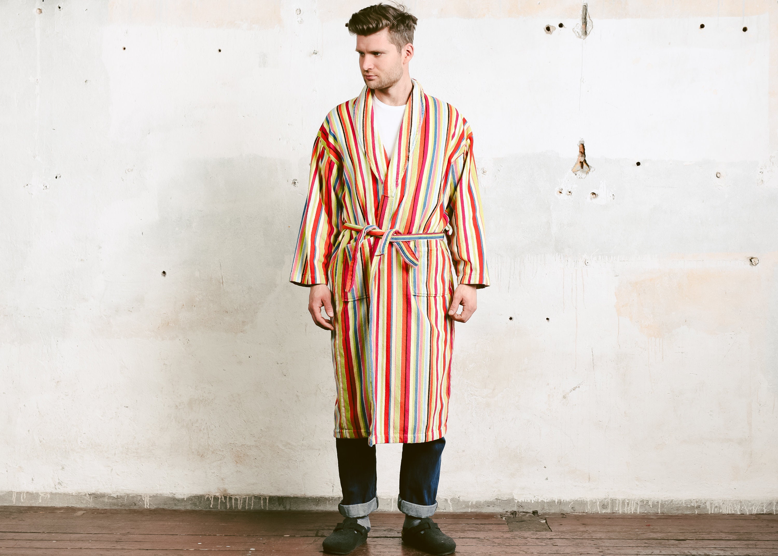 Vintage Men Bath Robe . 80s Swim Robe Velvet Terry Cloth Striped Print Pattern Jacket Loungewear