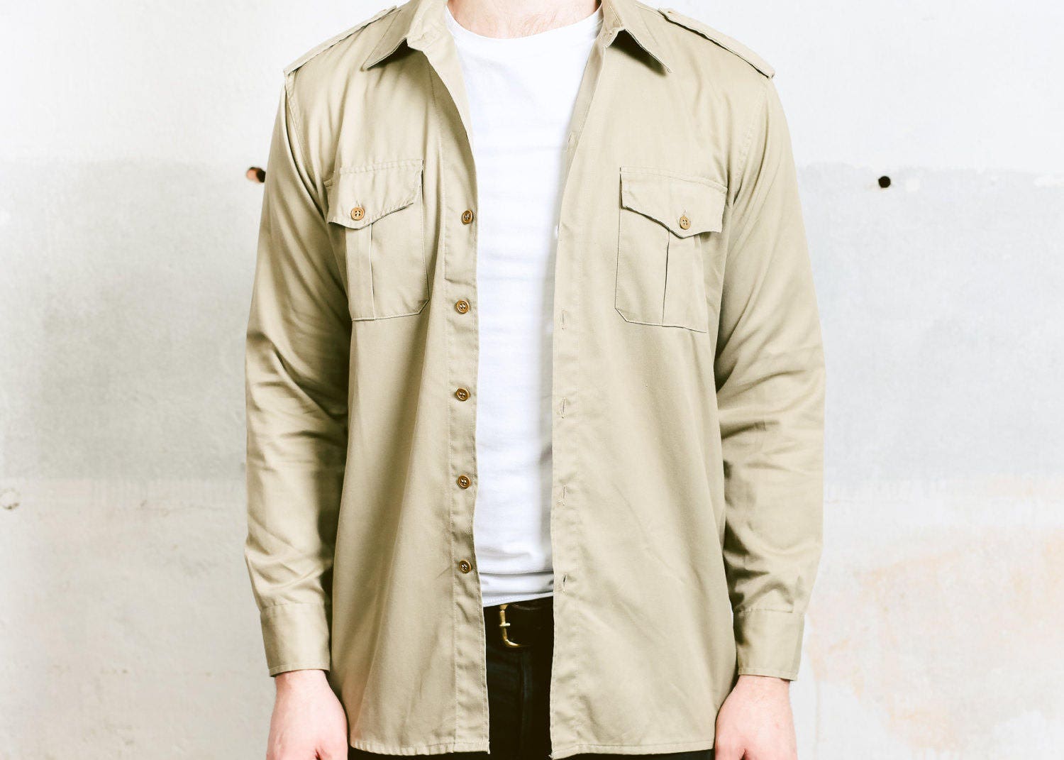 Men's MILITARY Safari Style Shirt . Army Beige Vintage 80s Long Sleeve