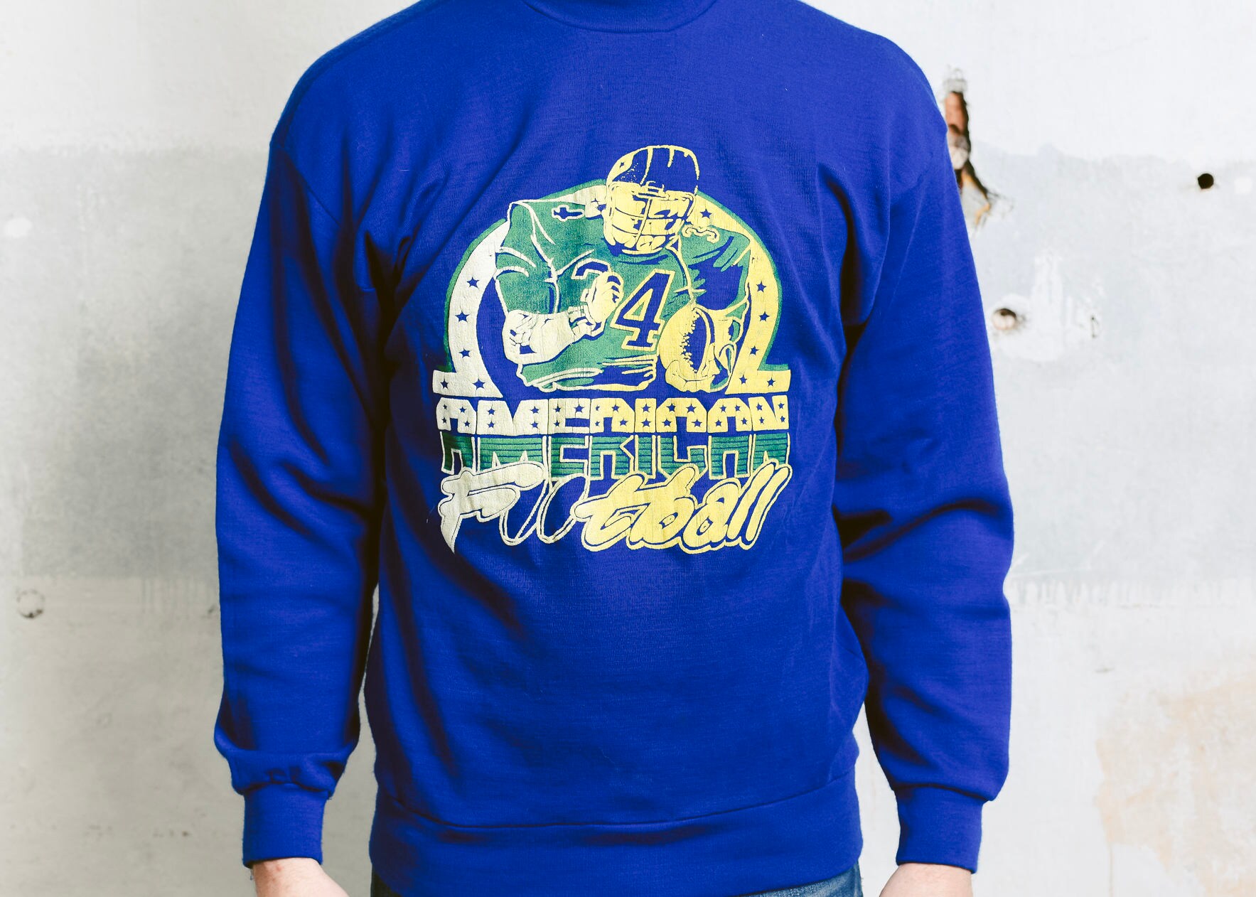 Vintage Mens Sweatshirt . Graphic Print 80s Sweater Blue Oldschool Skater Sports Sweater Crew