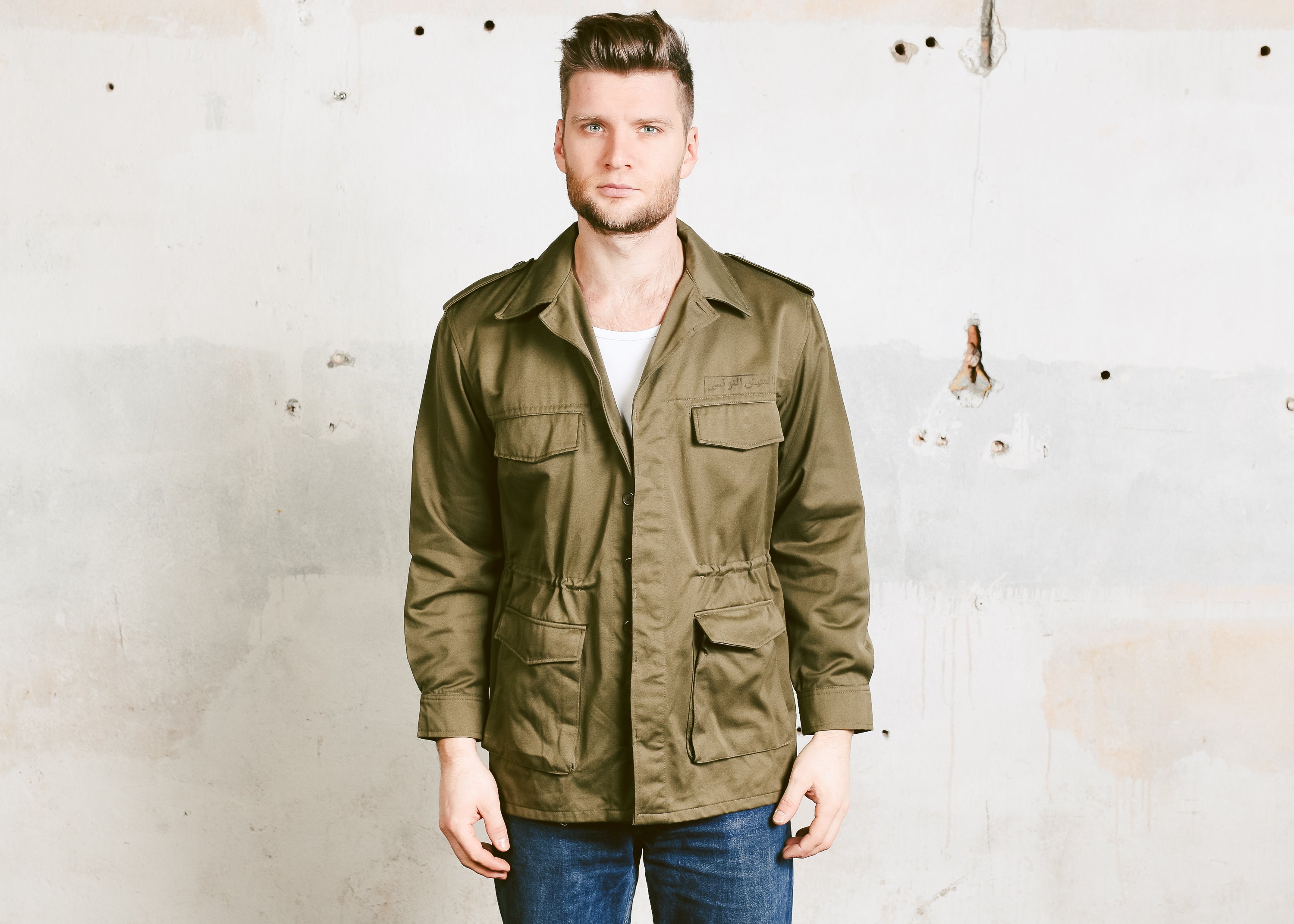 Vintage Men Army Jacket . Khaki Green 