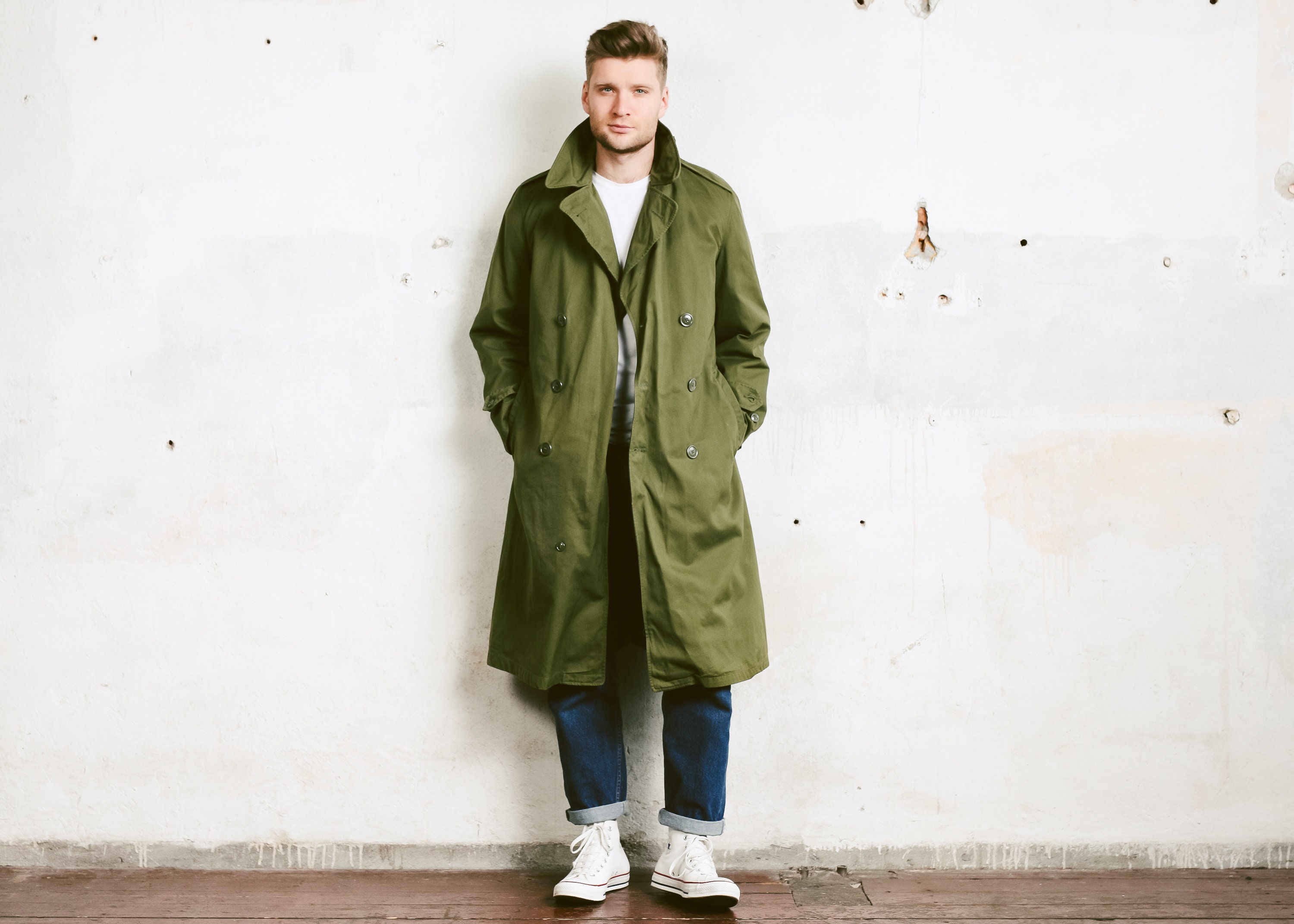 Men Military Trench Coat . Vintage Army Jacket Oversized Jacket 70s Duster Coat Green Military