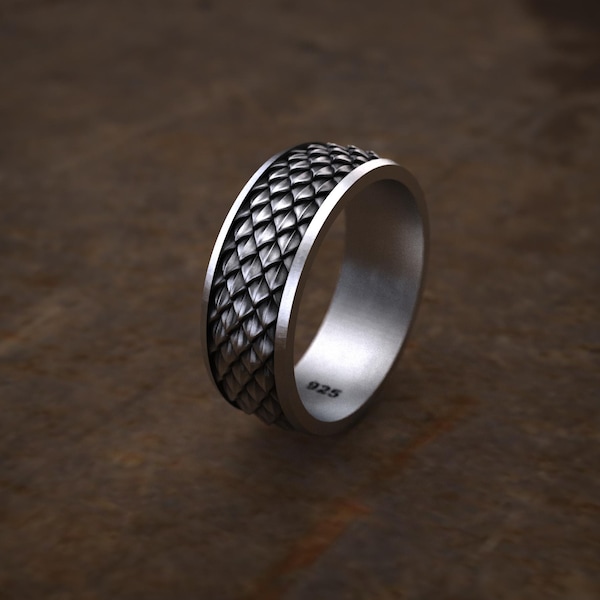 Oxidierter Silber Drachenschuppenring, einzigartiger Herrenring, Herrenring mit Gravur, Herrenring, gotischer Schmuck, Geschenk für Papa oder Freund