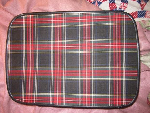 vtg 50s era red black plaid suitcase by LEEDS  22… - image 4