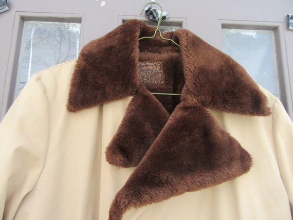 Vintage 1970s  Khaki brown men's Faux Fur Lined r… - image 4