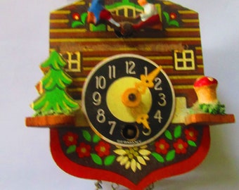 vtg mid century mini GERMAN Black forest bavaria windupwood paneled cuckoo clock