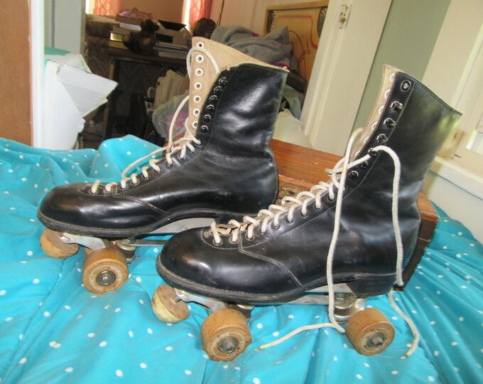 VINTAGE MENS Black Leather Cleveland Roller Skates Cottrell Silent