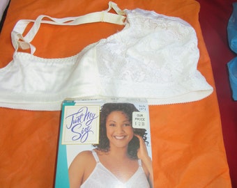 vintage new in box   JUST MY SIZE Bra   44 B