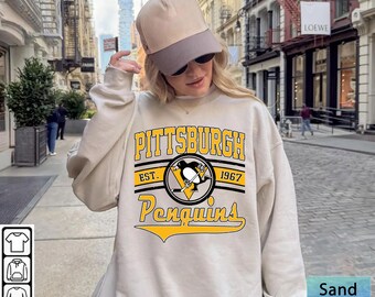Pittsburgh Penguin Sweatshirt, Vintage Pittsburgh hockey shirt, Pittsburgh Hockey Crewneck, Penguins Hockey sweater, Hockey Fan gift