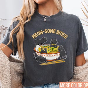 Funny Noodle Cats Shirt, Comfort Colors Cat T-shirt, Ramen Cat shirt, Cat Lover Shirt, Kawaii shirt, Cat Lover Gift, Foodie Lover tee