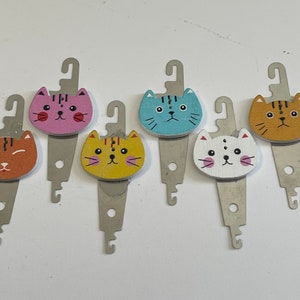 Cats Decorative Needle Threaders | NEEDLE MINDER | Cross Stitching | Cross Stitch | Embroidery | Hand Embroidery | Needlepoint | Sewing