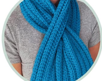 Keyhole Scarf Crochet Pattern: Easy Bulky Yarn Project (PDF)