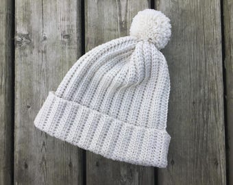 Easy Winter Beanie Crochet Pattern | Beginner Hat PDF | Cozy Slouchy Beanie Design